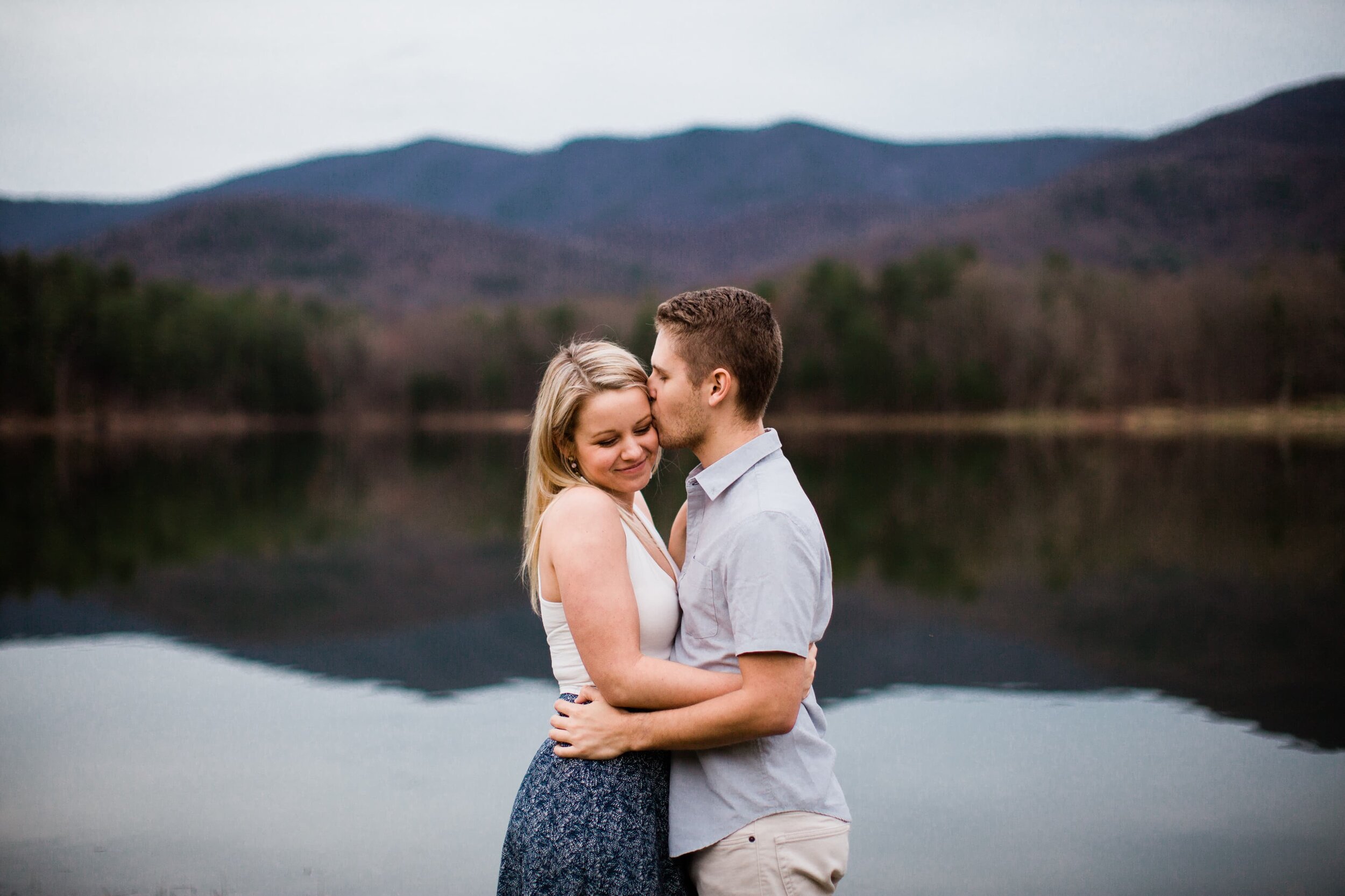 Taylor-David-Virginia-Mountain-Engagement-Photography-101.jpg