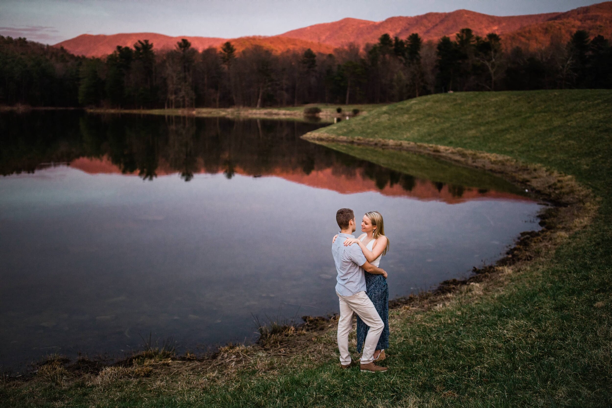 Taylor-David-Virginia-Mountain-Engagement-Photography-139.jpg